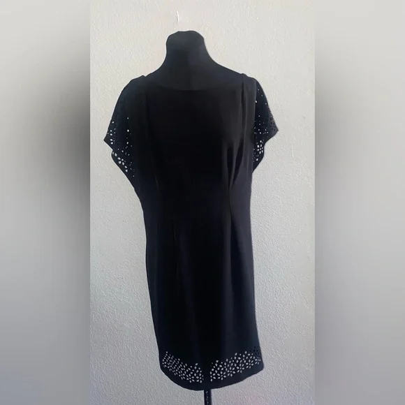 calvin klein laser cut dress Calvin Klein Women's Laser Cut Short Sleeve Sheath Dress Black GoldZipper sz 12